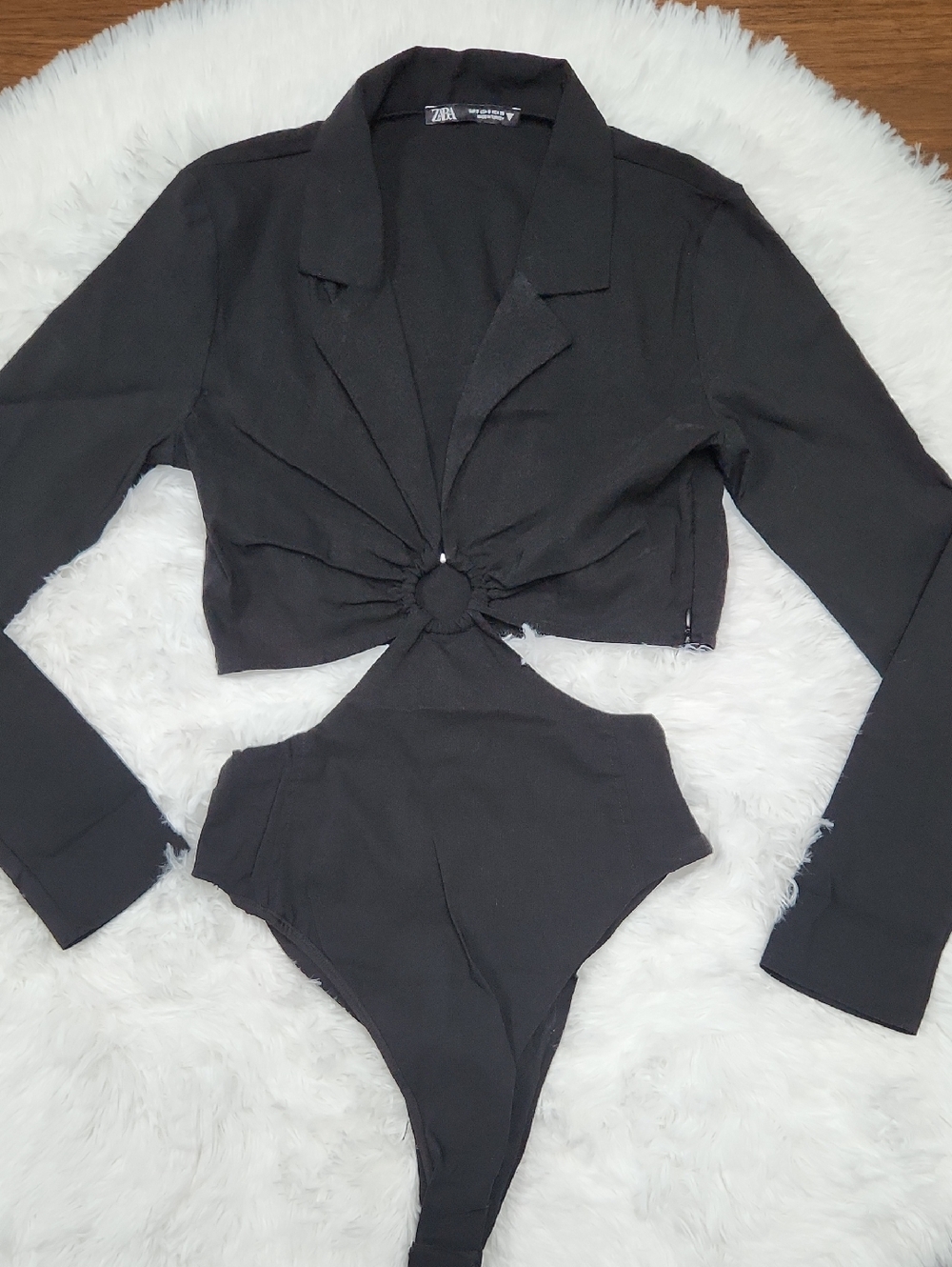 Zara Black Long-Sleeve Twist-Ring Cutout Bodysuit